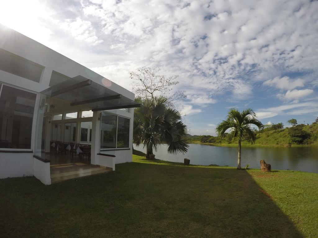 Hotel Vista Lago Santiago Eksteriør bilde