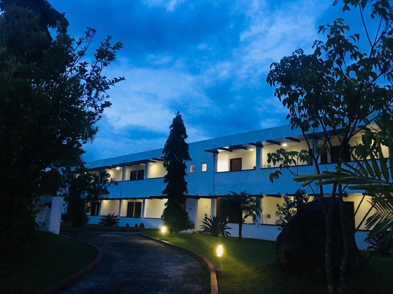 Hotel Vista Lago Santiago Eksteriør bilde