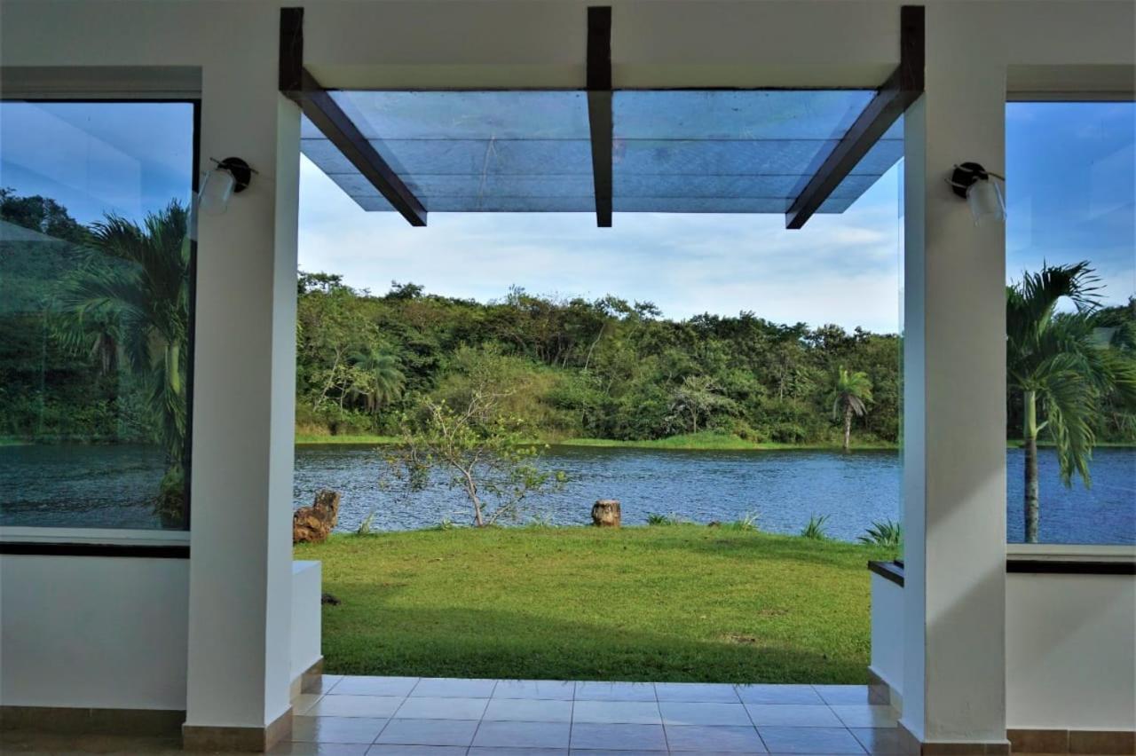 Hotel Vista Lago Santiago Eksteriør bilde