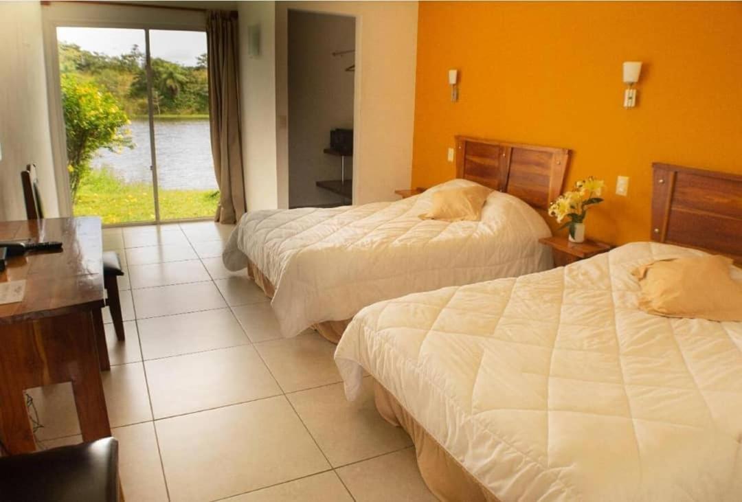 Hotel Vista Lago Santiago Eksteriør bilde
